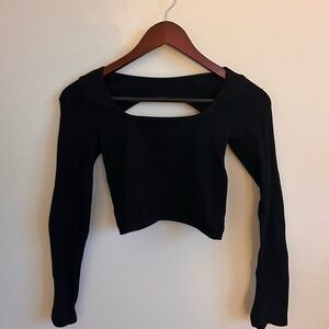 Open back, cropped, black athletic long sleeve top